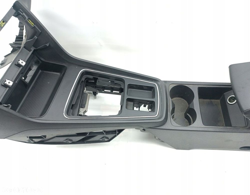 PODŁOKIETNIK TUNEL SRODKOWY SEAT LEON III 19R EUROPA - 7