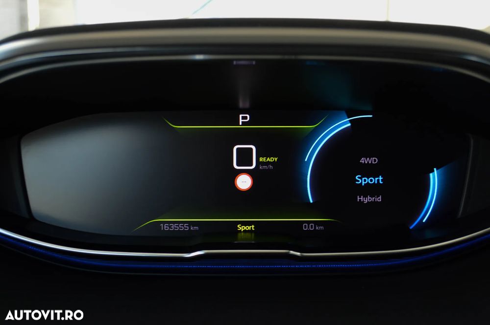 Peugeot 3008 PHEV 300 EAT8 4X4 Allure Pack - 23