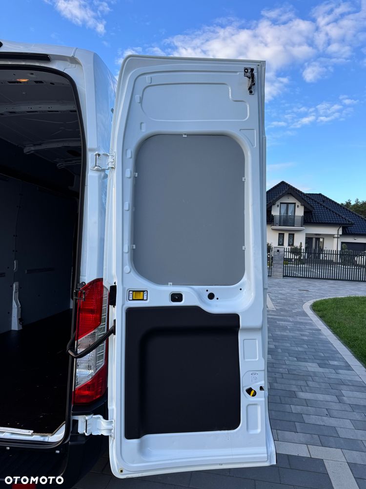 Ford Transit - 27
