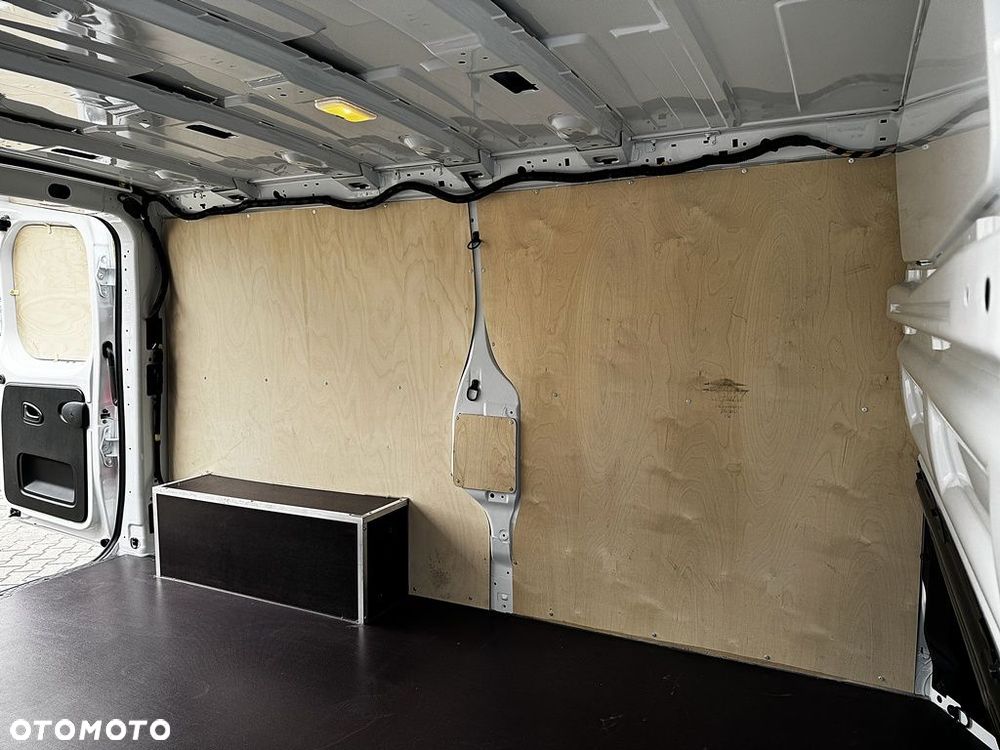 Renault trafic - 23