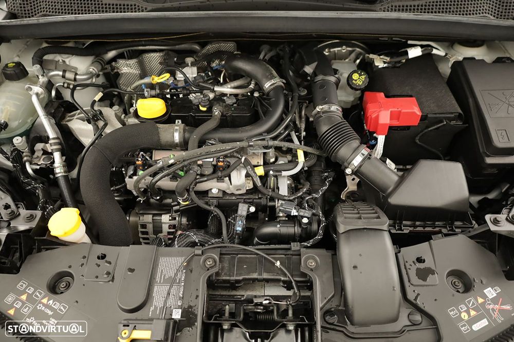 Renault Captur 1.0 TCe Techno Bi-Fuel - 25