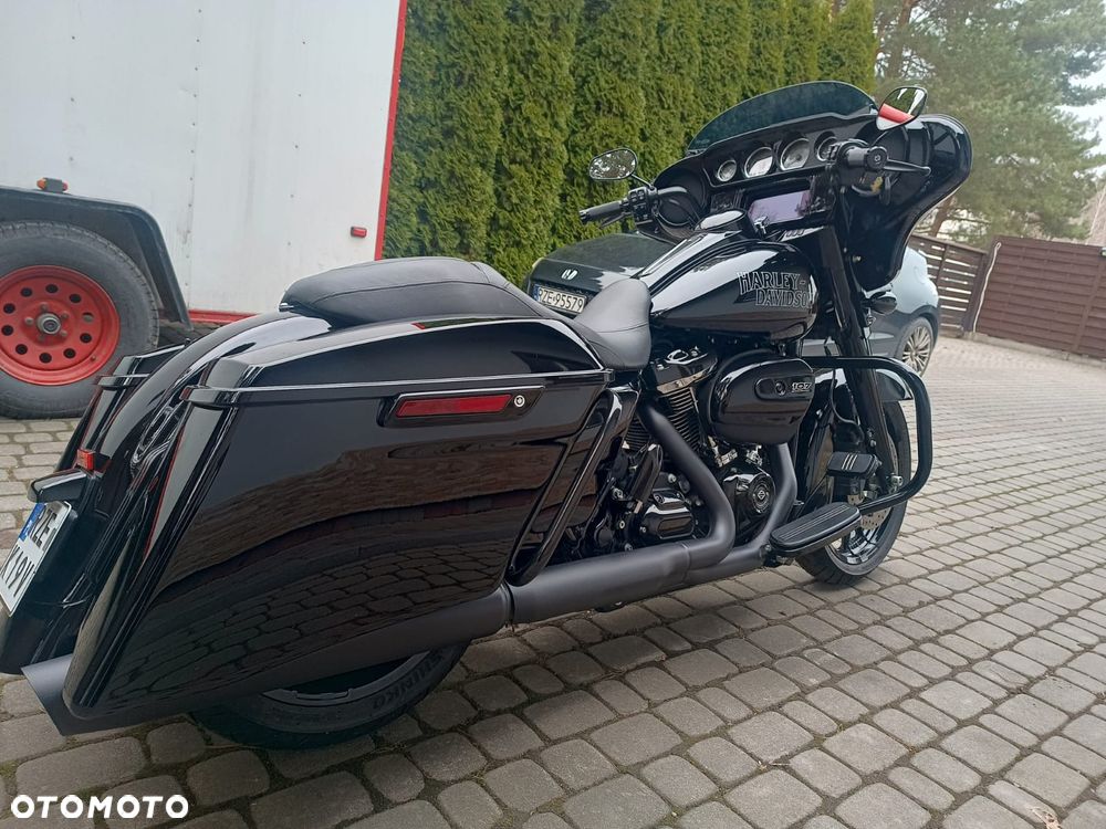 Harley-Davidson Touring Street Glide - 8