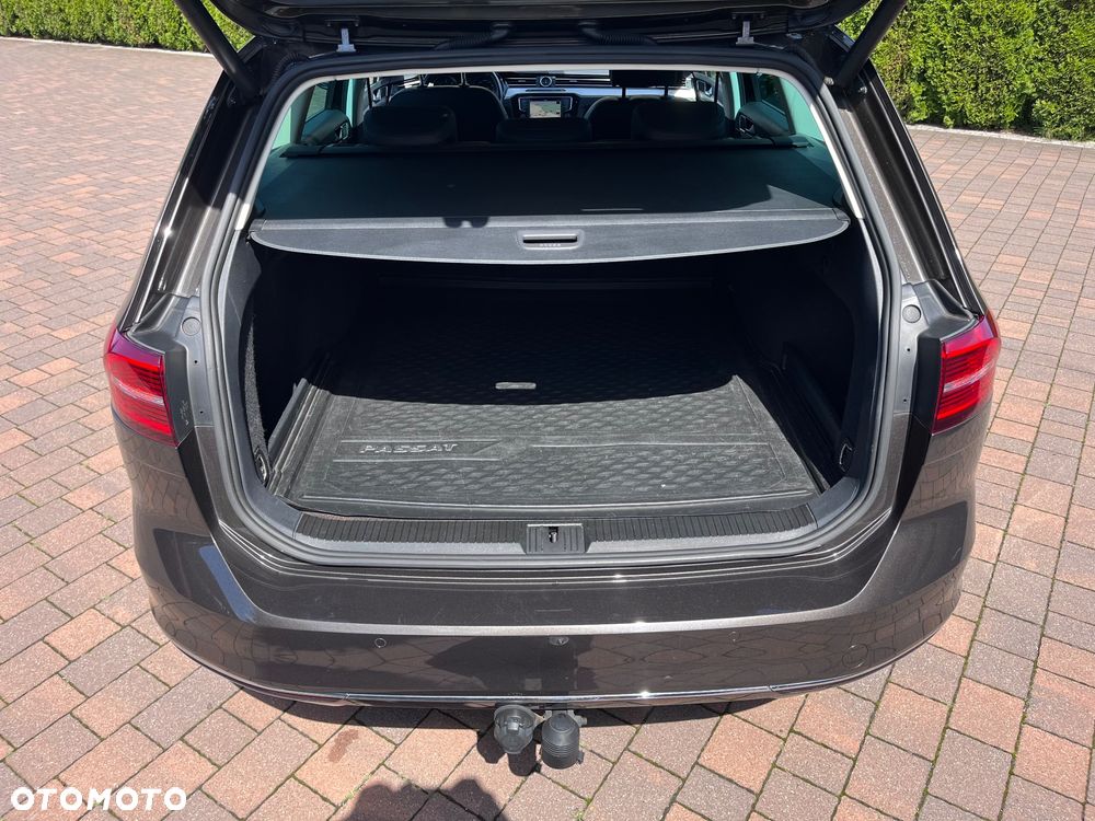 Volkswagen Passat 2.0 TDI (BlueMotion Technology) DSG Highline - 27