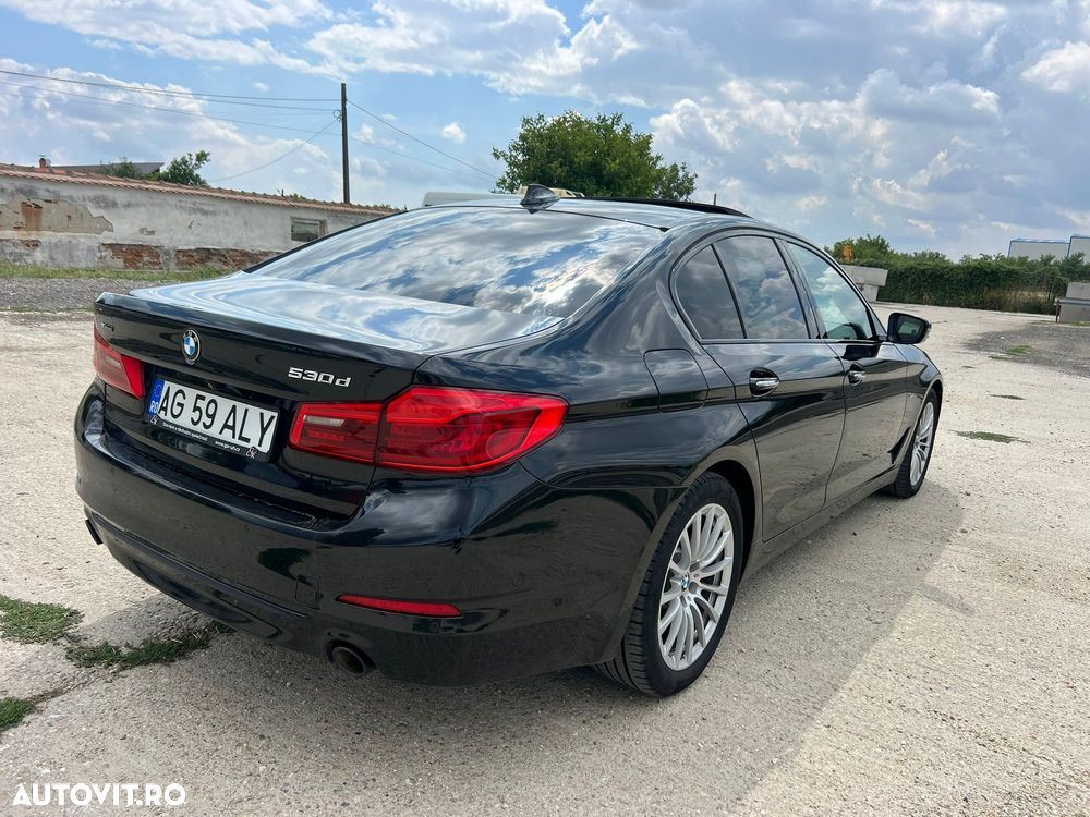 BMW Seria 5 530d xDrive Touring Aut. Sport Line - 17