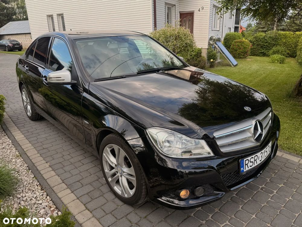 Mercedes-Benz Klasa C 180 CGI BlueEff Classic - 1