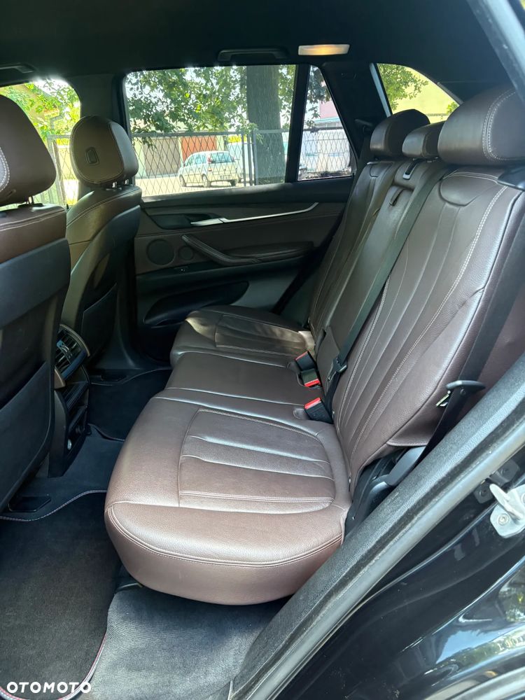 BMW X5 xDrive35i - 14