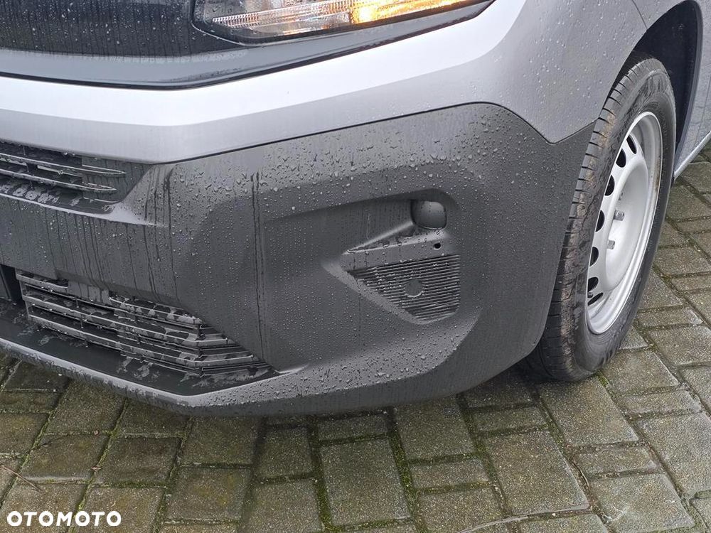 Opel Combo Cargo 1.5 BlueHDi L2 (brygadówka) - 29