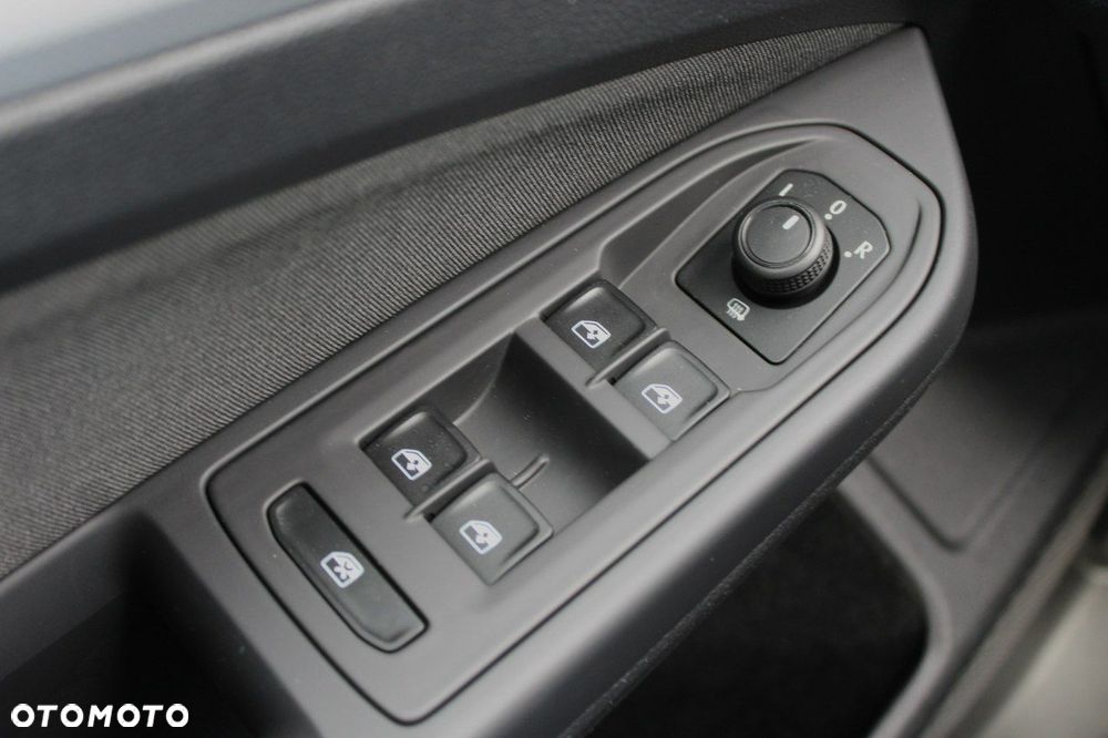 Volkswagen Golf 1.0 TSI - 19