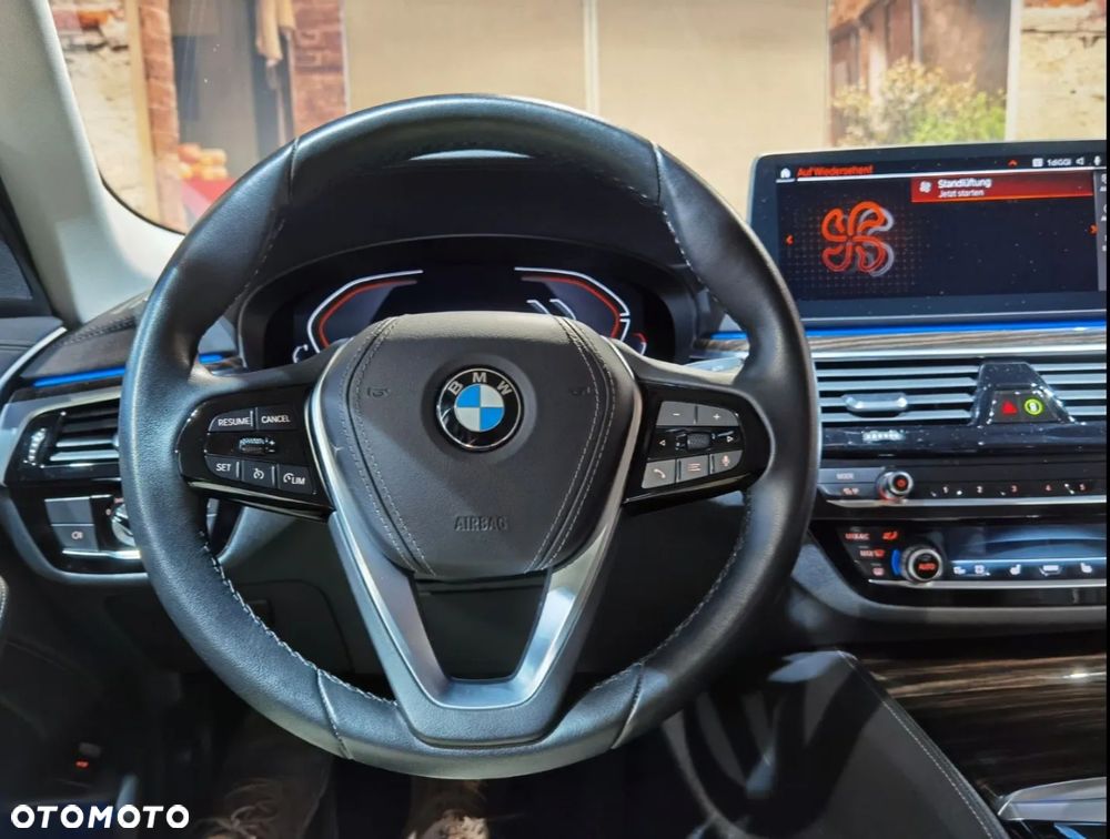 BMW Seria 5 530d xDrive Luxury Line - 13