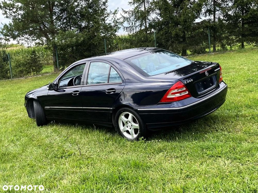 Mercedes-Benz Klasa C 200 Kompressor Avantgarde - 2