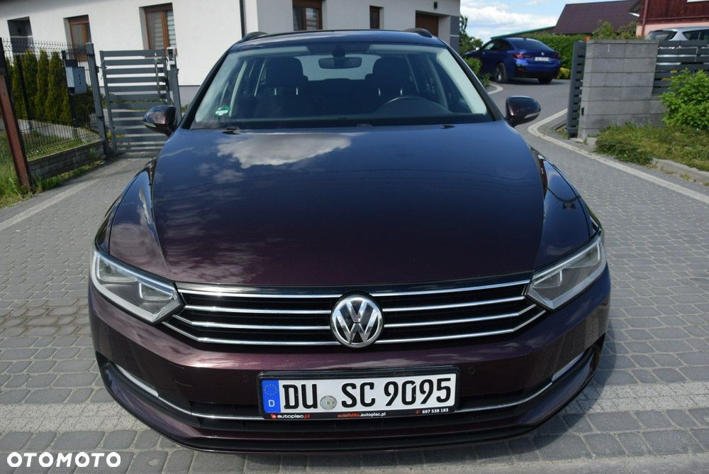 Volkswagen Passat - 9