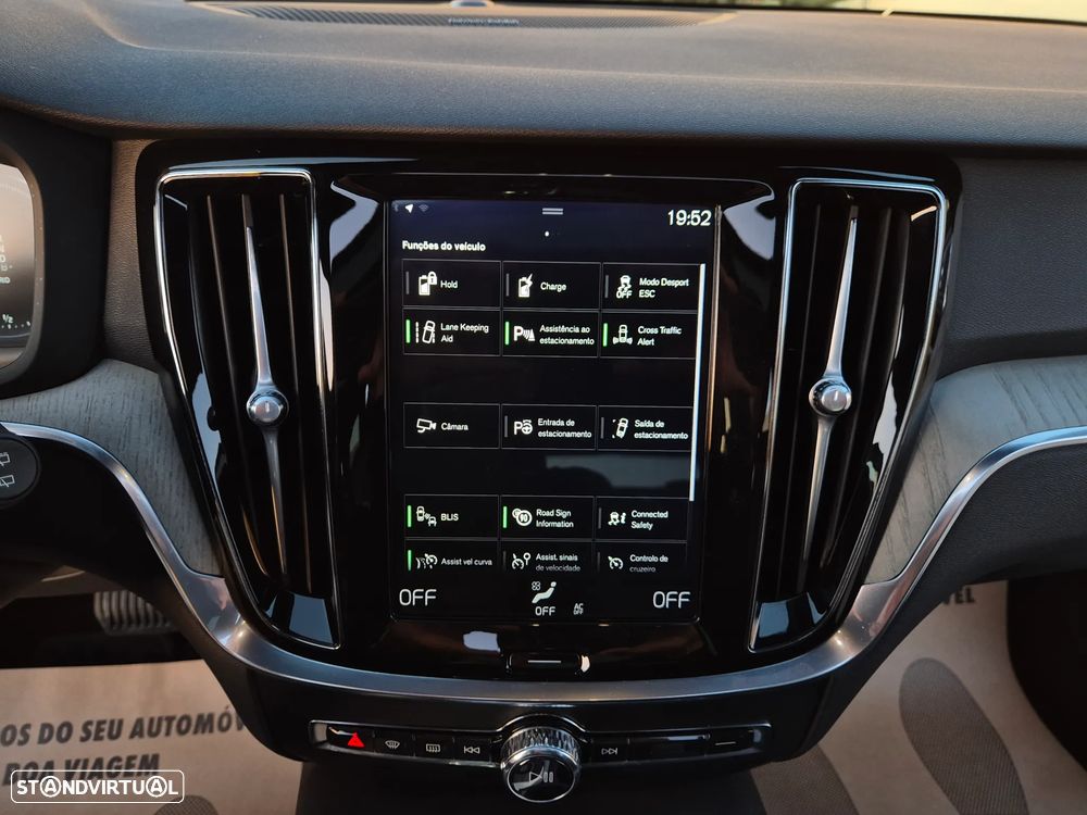 Volvo V60 2.0 T8 AWD TE Inscription - 37