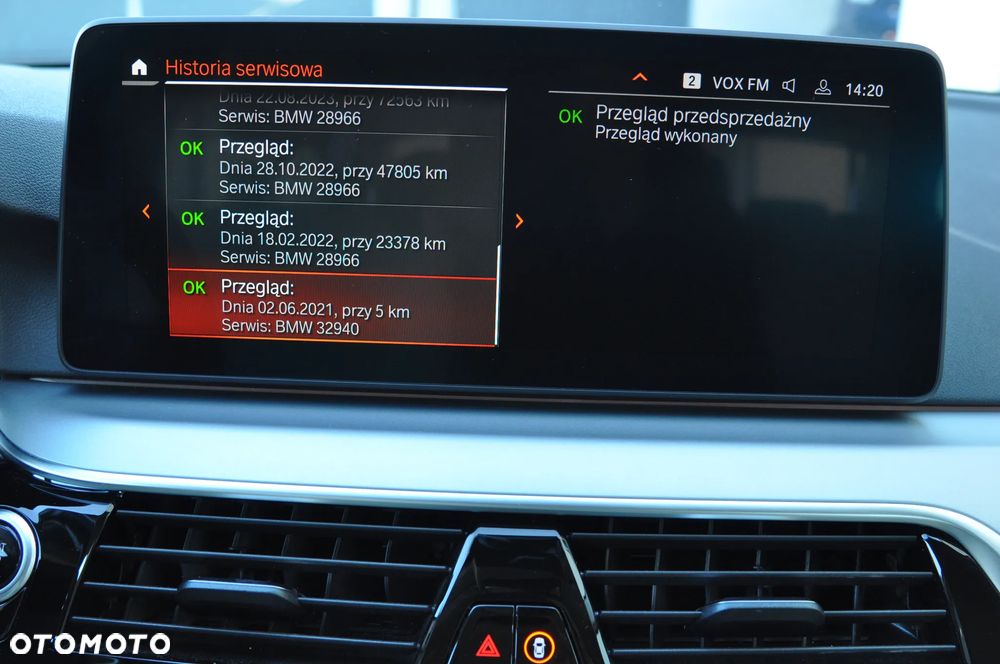 BMW Seria 5 520d xDrive - 23