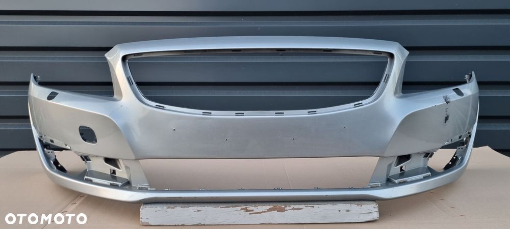 VOLVO V70 LIFT 2013- Zderzak przód oryginał MG012 - 2