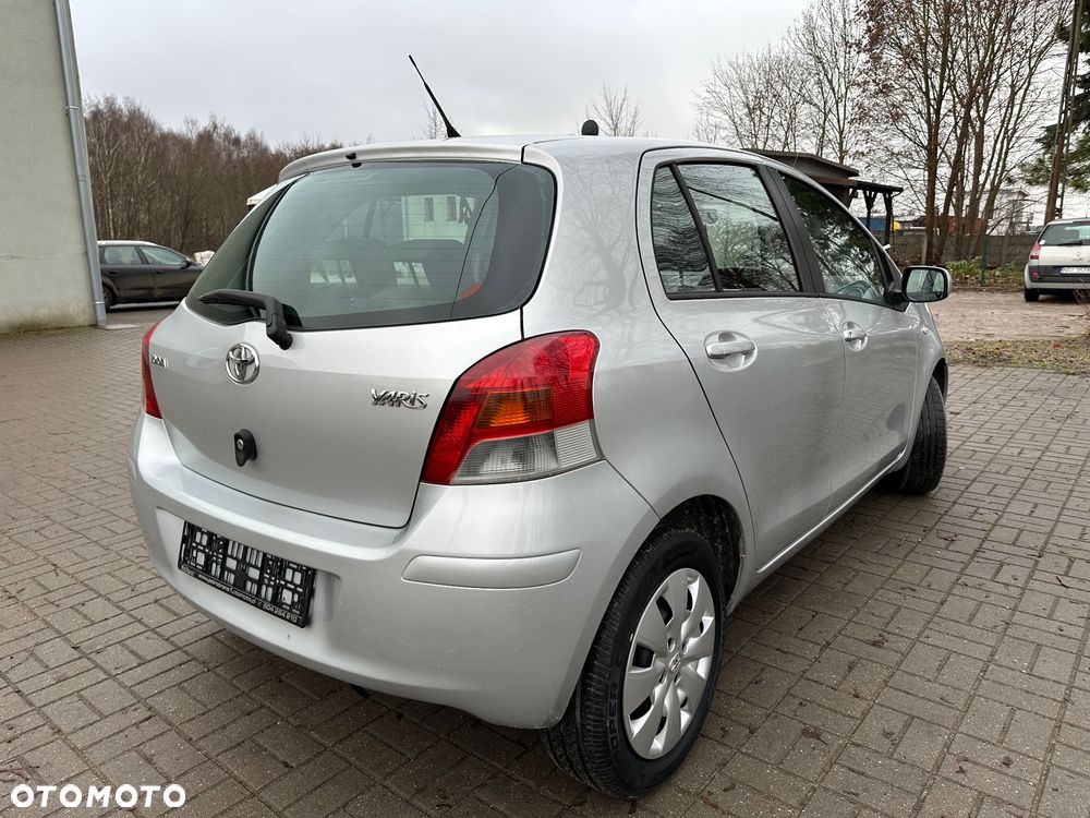 Toyota Yaris 1.33 Sol - 6