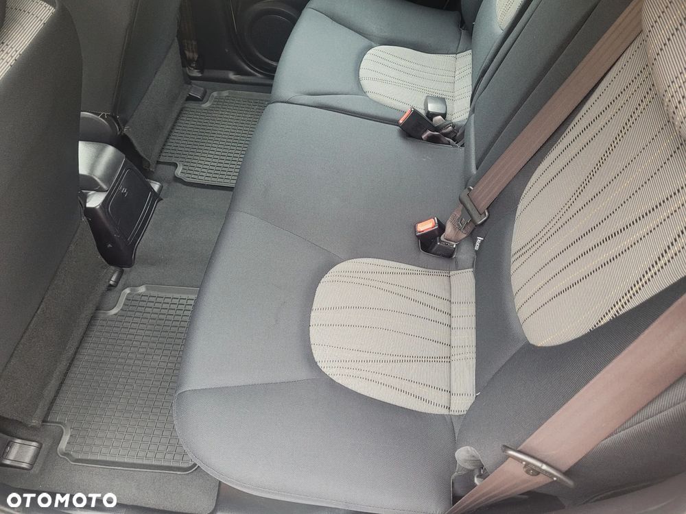 Hyundai Matrix 1.6 GLS - 22