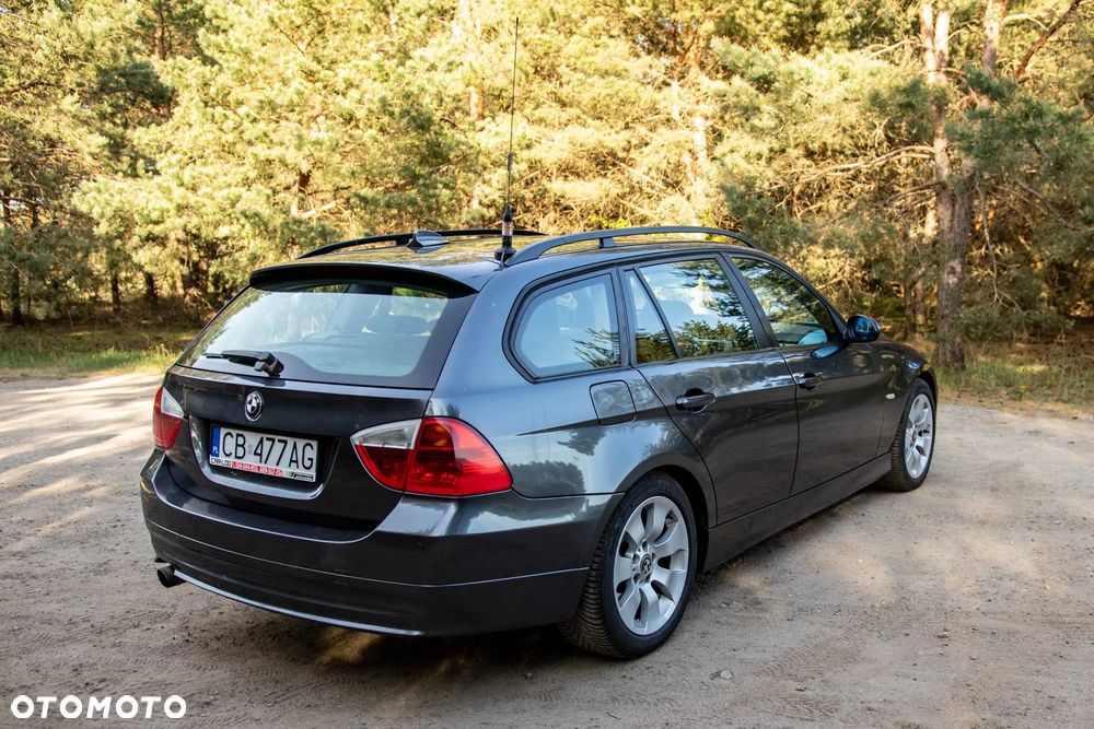 BMW Seria 3 320d - 5