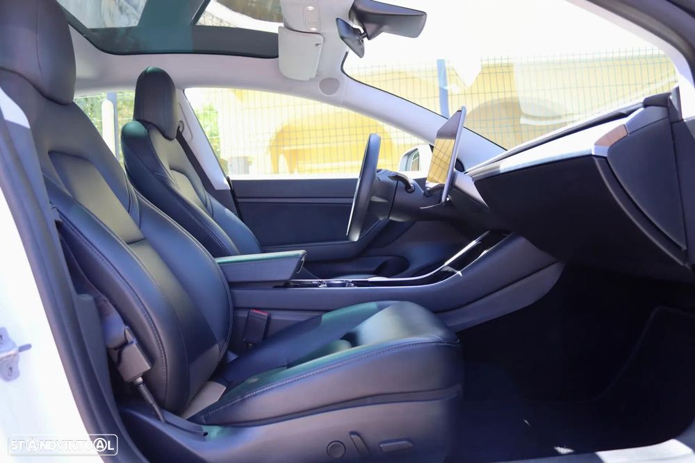 Tesla Model 3 Standard Range Plus RWD - 21