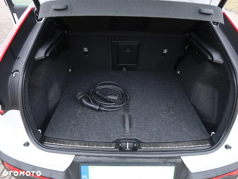 Volvo C40 - 9