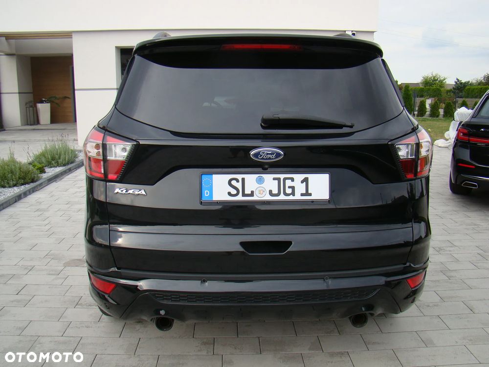 Ford Kuga 2.0 TDCi 4x4 ST-Line - 10