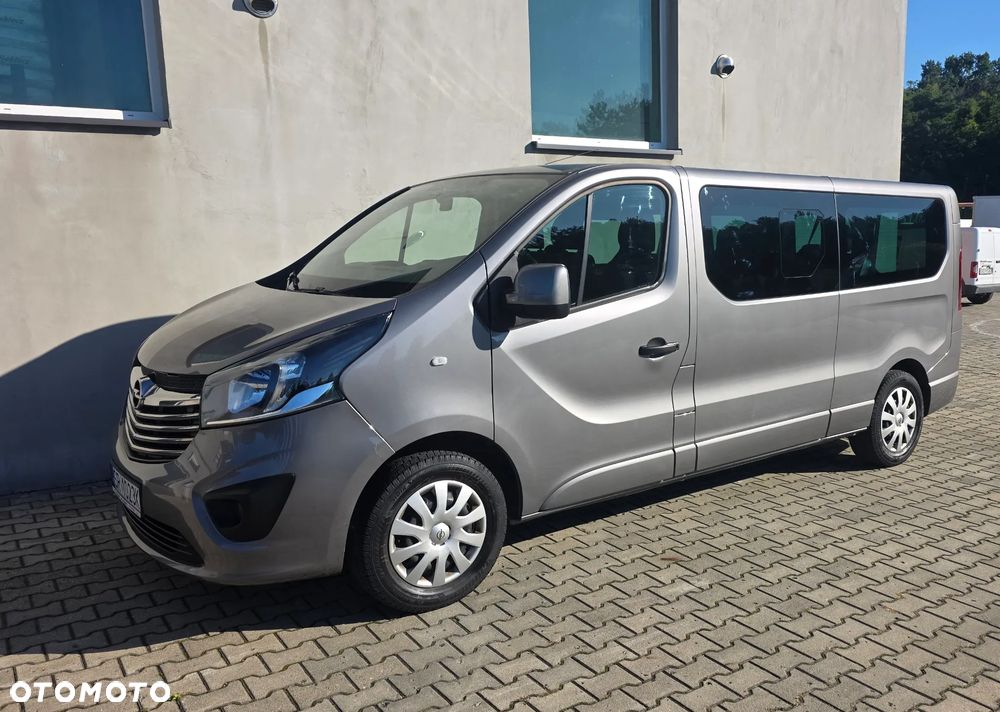 Opel Vivaro - 1