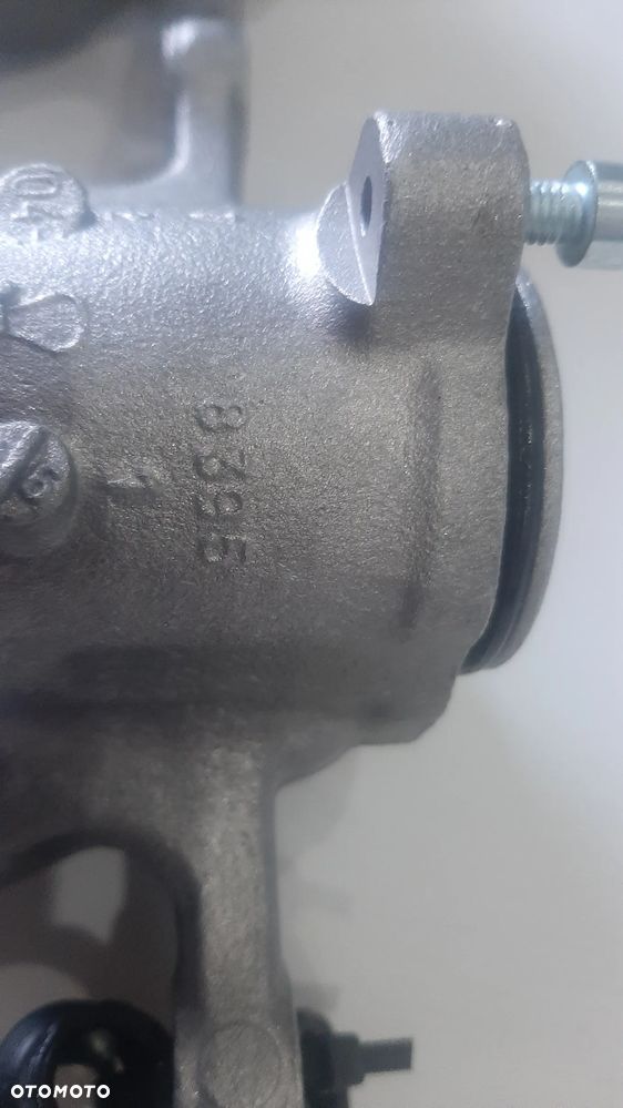 Zacisk tył Lewy Prawy Audi A8 D3 - 5