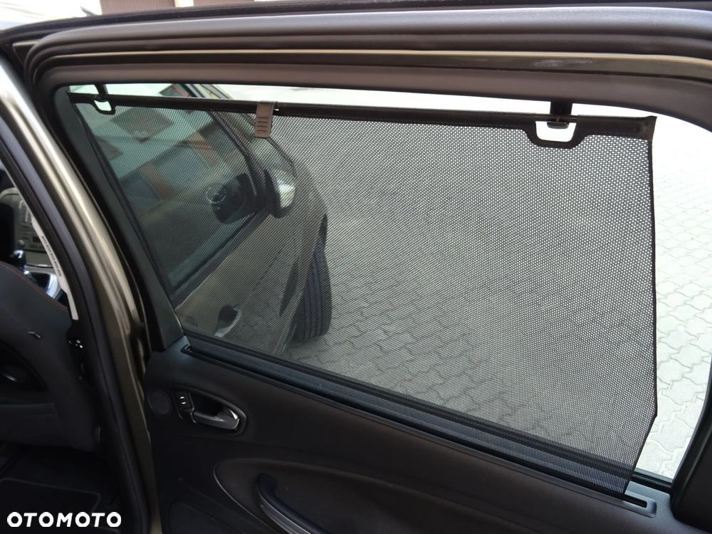 Ford Galaxy 2.0 TDCi DPF Trend - 19