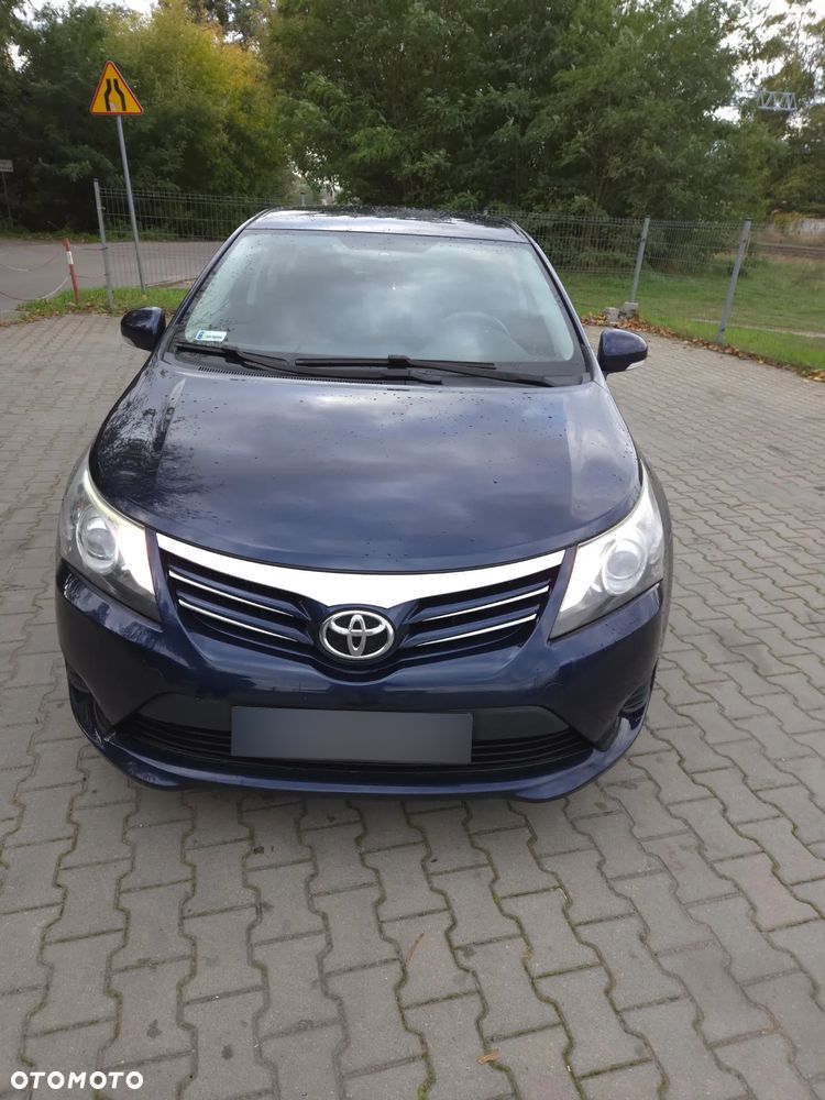Toyota Avensis 1.8 Luna EU5 - 1