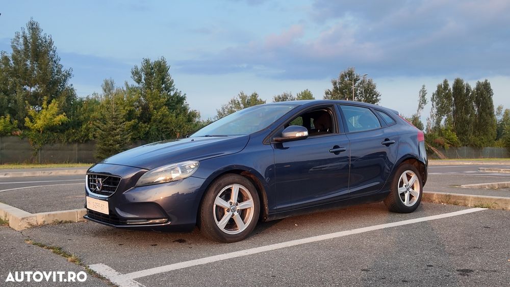 Volvo V40 D2 ECO Momentum - 3