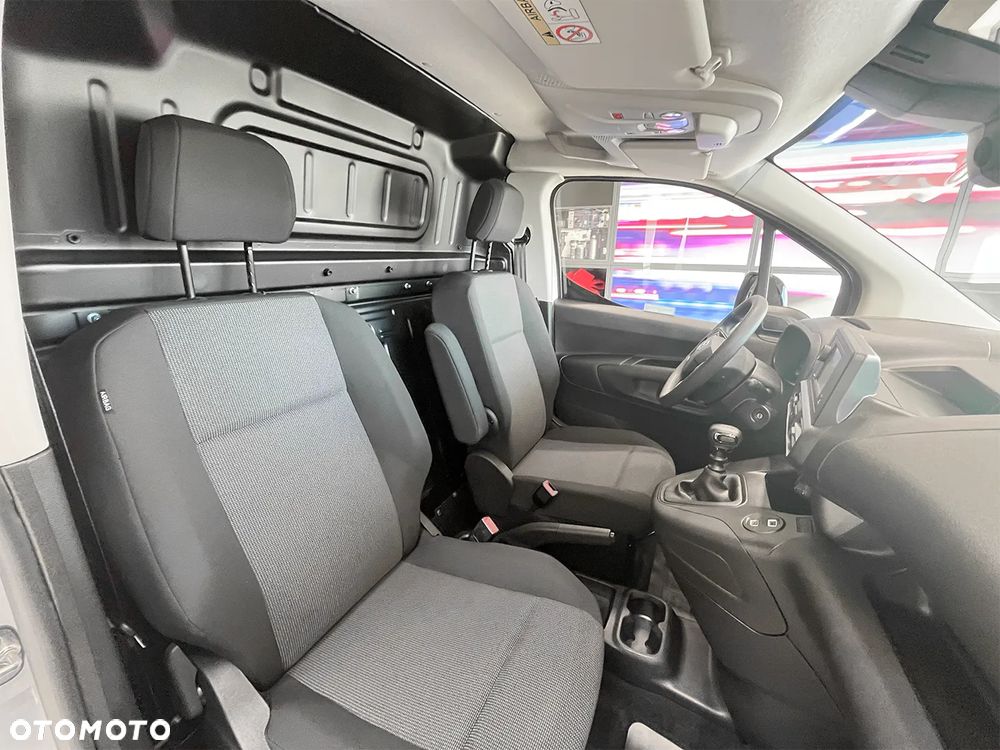 Toyota Proace City - 9