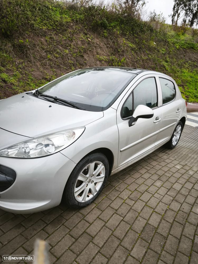 Peugeot 207 1.6 HDi 99g - 2