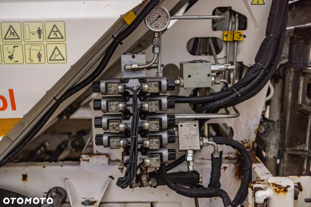 Piaggio NP6 CNG ŚMIECIARKA NISKI PRZEBIEG - 10