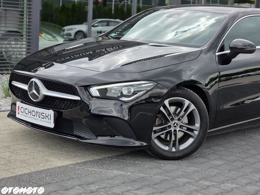 Mercedes-Benz CLA 200 AMG Line 7G-DCT - 3