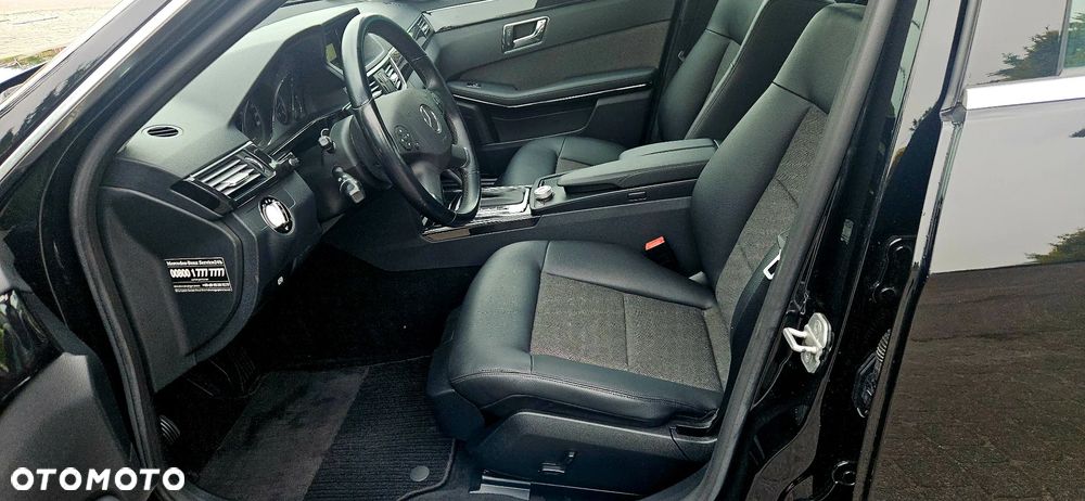 Mercedes-Benz Klasa E 200 CGI BlueEFFICIENCY 7G-TRONIC Avantgarde - 24