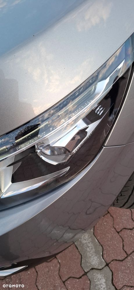 Peugeot 3008 1.6 BlueHDi Allure S&S EAT6 - 9