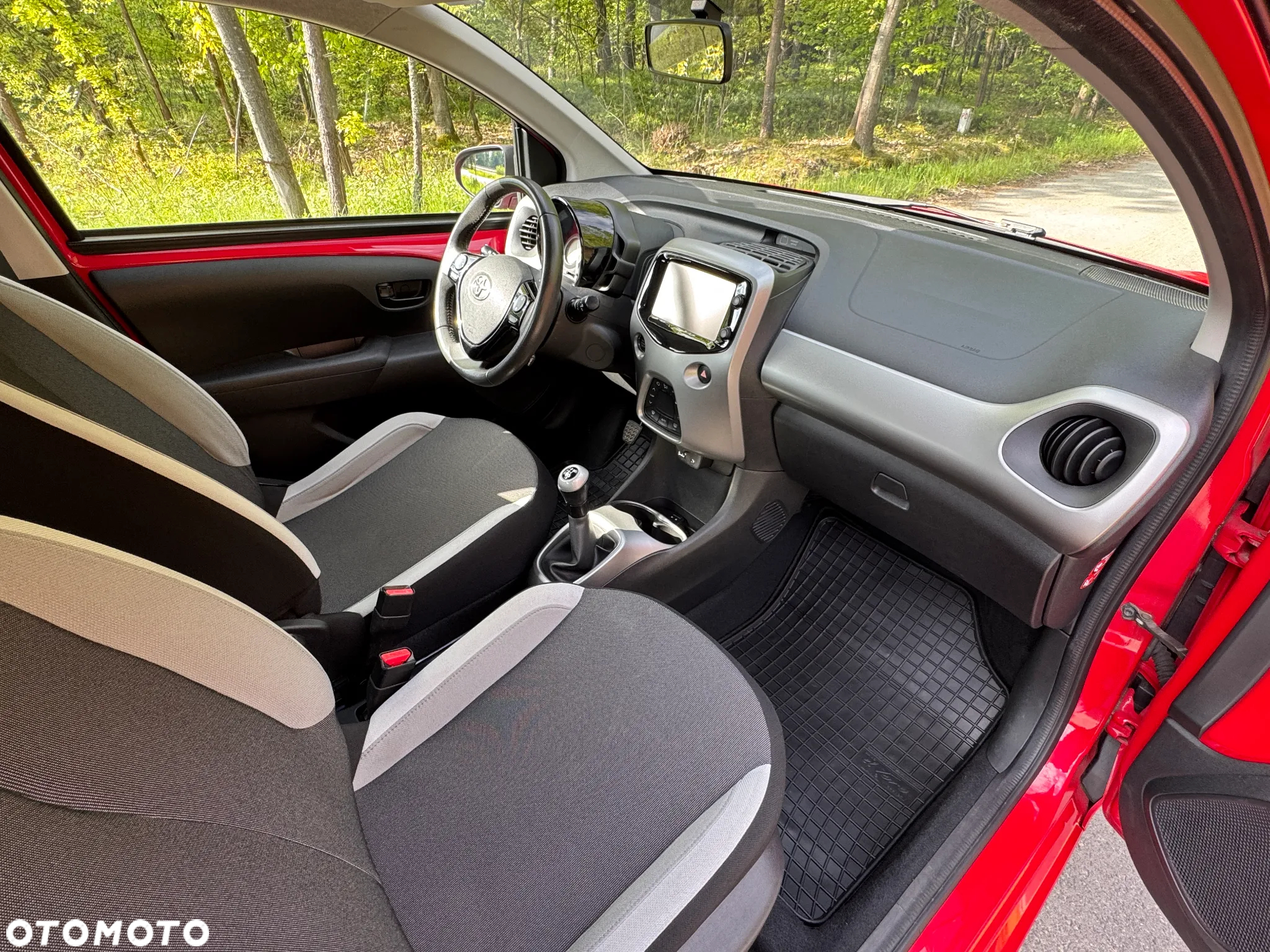 Toyota Aygo x-play Edition S+ - 29