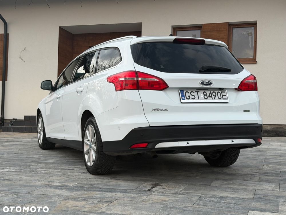 Ford Focus 1.0 EcoBoost Titanium - 3
