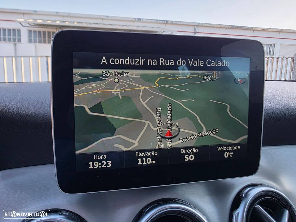 Mercedes-Benz GLA 180 d Urban - 26