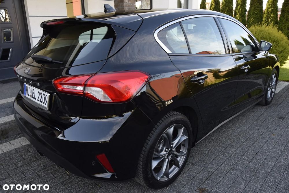 Ford Focus 1.0 EcoBoost Start-Stopp-System TITANIUM DESIGN - 19