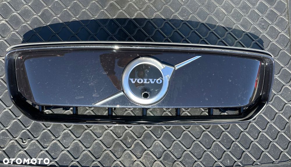 grill atrapa volvo xc40 ev400 recharge 2020-2022 - 1