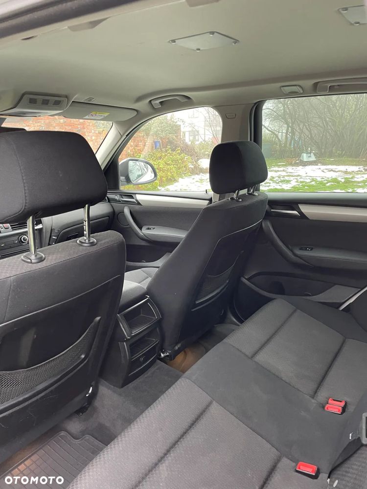 BMW X3 xDrive20d - 8