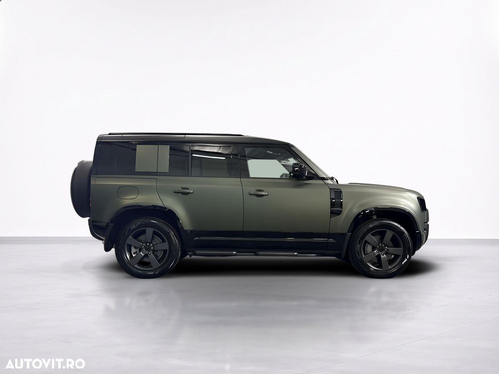 Land Rover Defender - 7