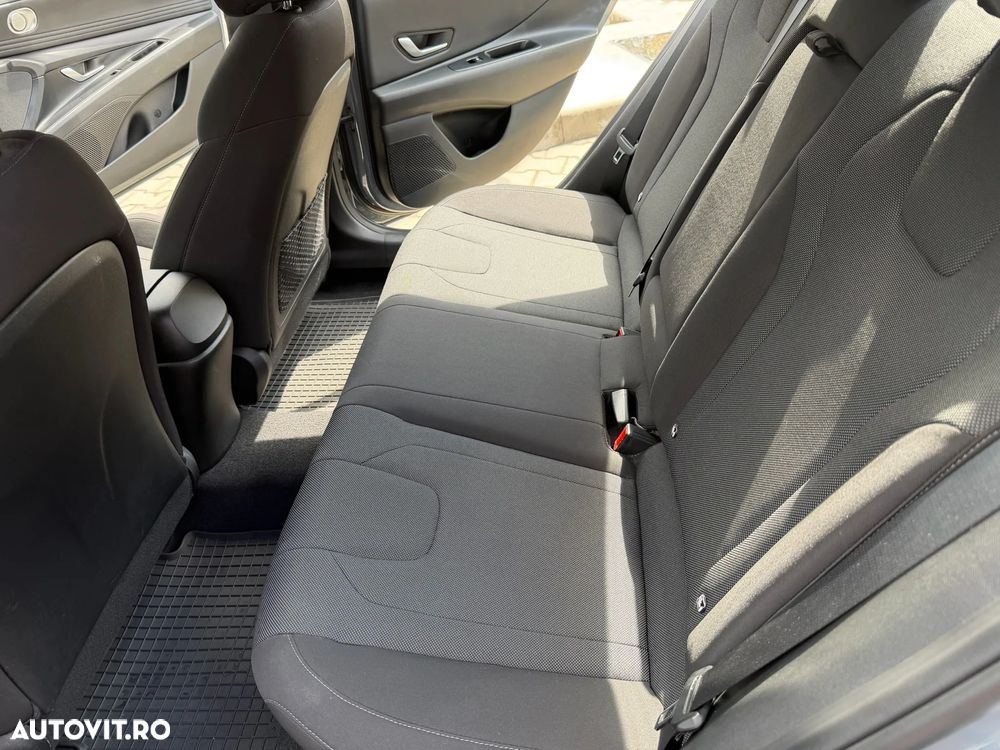 Hyundai Elantra 1.6 l 123 CP 6MT Comfort - 8