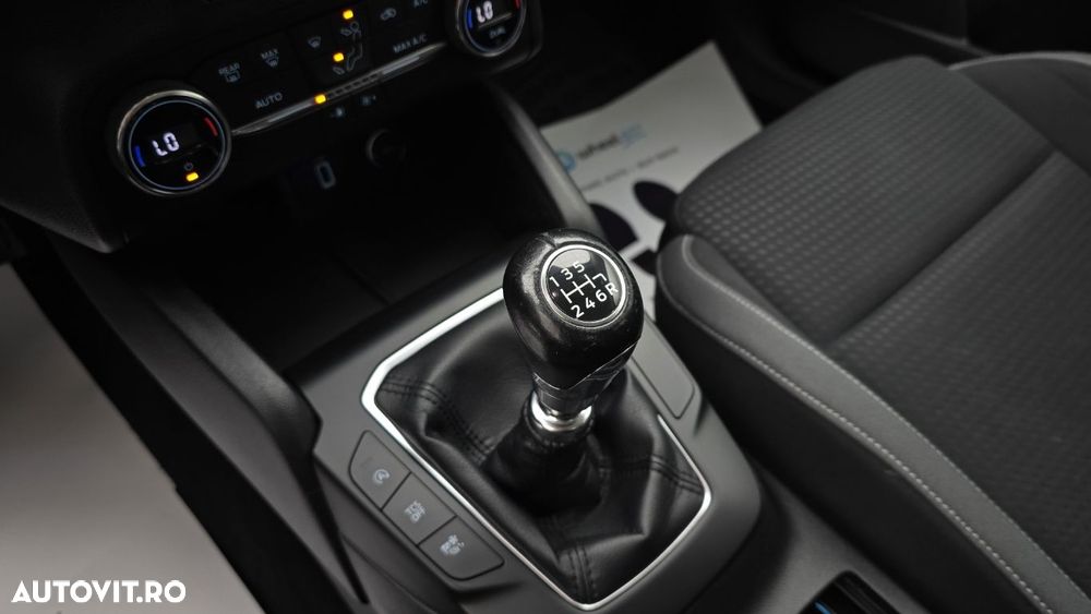 Ford Focus 1.0 EcoBoost Trend - 17