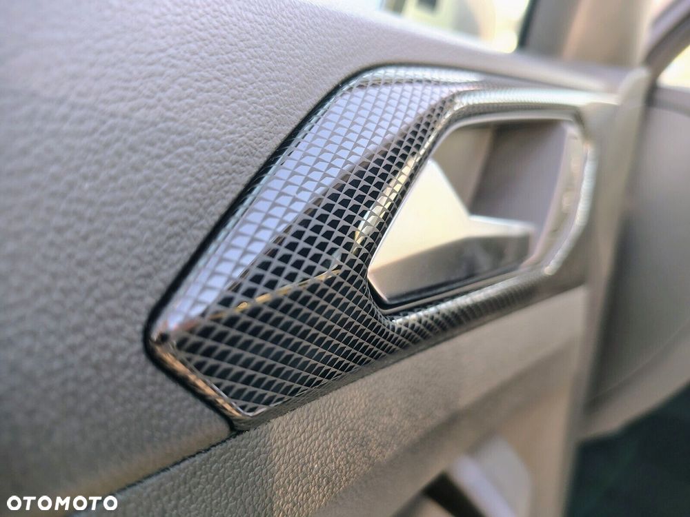 Volkswagen T-Cross - 18