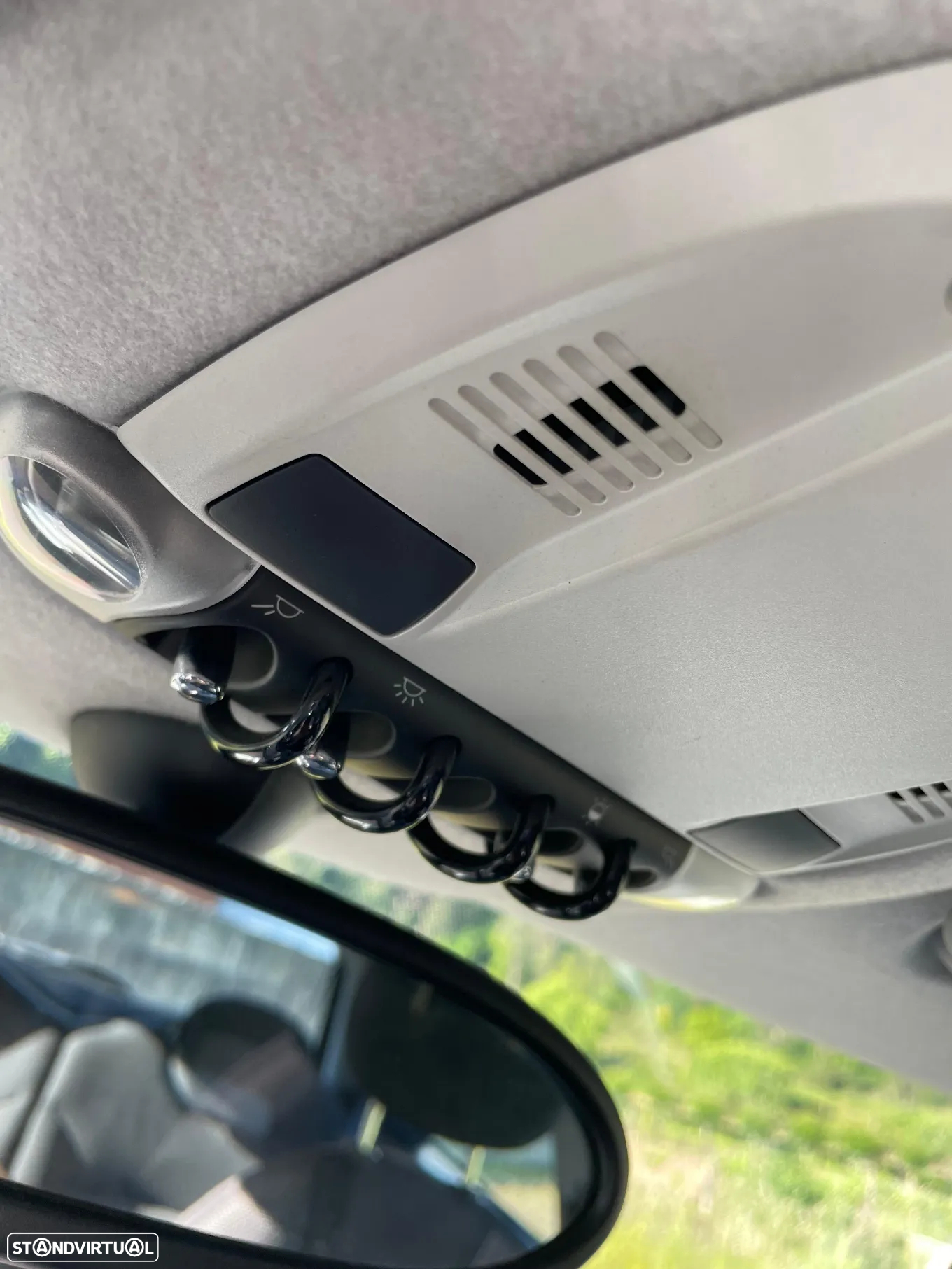 MINI 3 Portas One 1.4 - 25