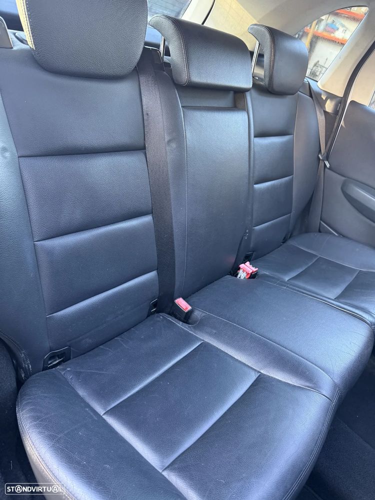 Mercedes-Benz B 200 CDI Autotronic - 11