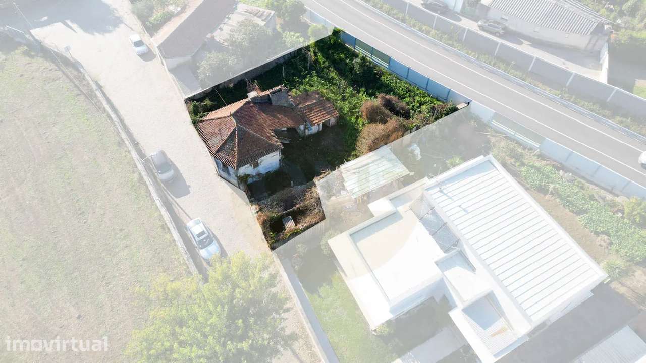 MORADIA PARA RESTAURO NO CENTRO DA TROFA - Grande imagem: 5/5