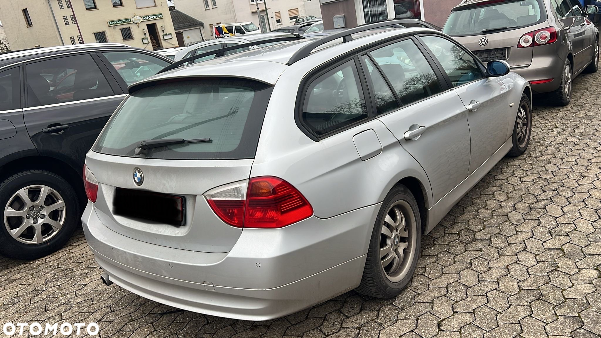 BMW Seria 3 320i Touring - 4