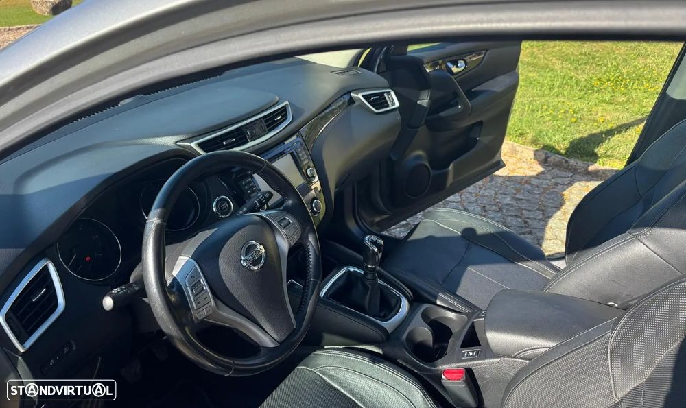 Nissan Qashqai 1.6 dCi N-Connecta RS+PS - 7